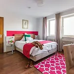 Vorderburg 호텔 3*