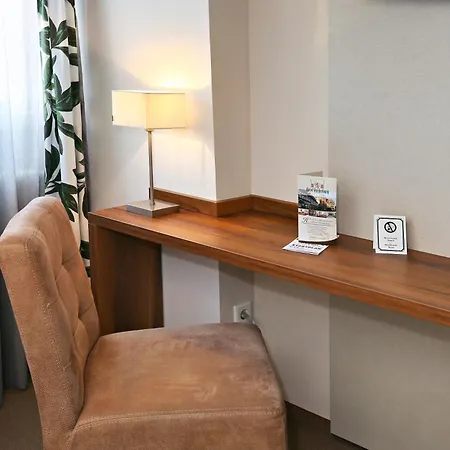 Отель Vorderburg 3*