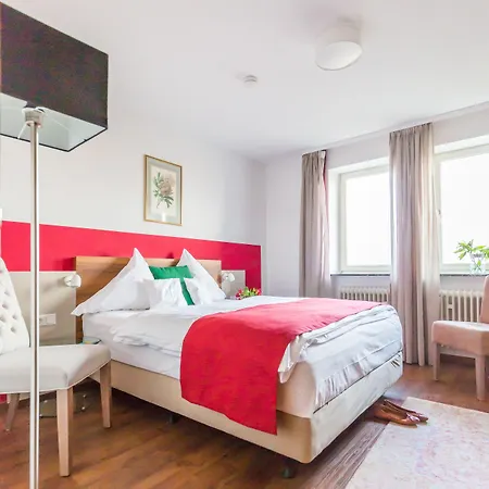 Vorderburg 3* Schlitz