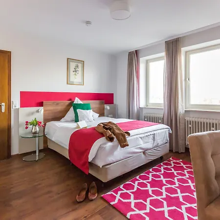 Vorderburg Hotel 3*