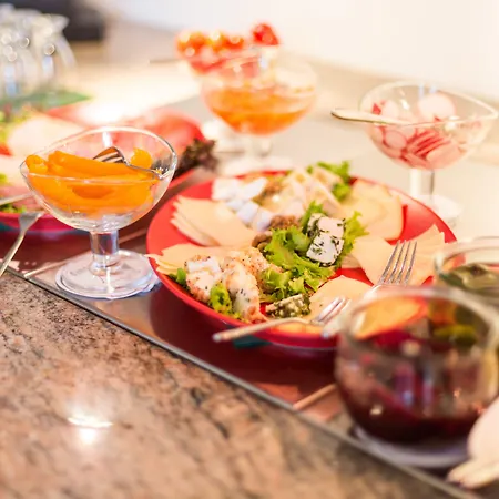 Vorderburg 3* Schlitz