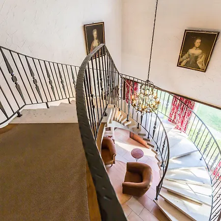 Vorderburg Hotel 3*