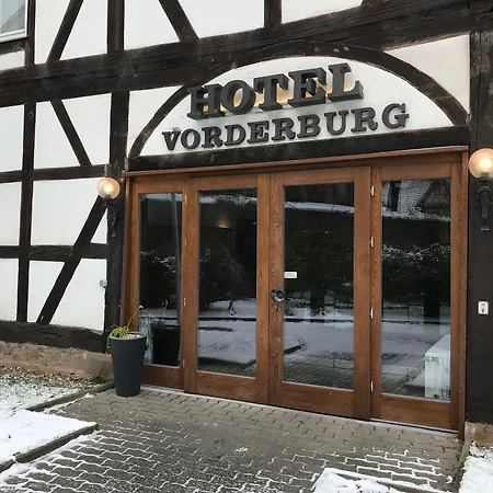 Vorderburg 3* Schlitz