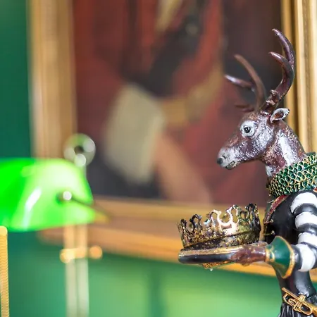 Vorderburg 3* Schlitz