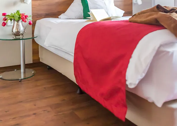 Vorderburg Szálloda 3*