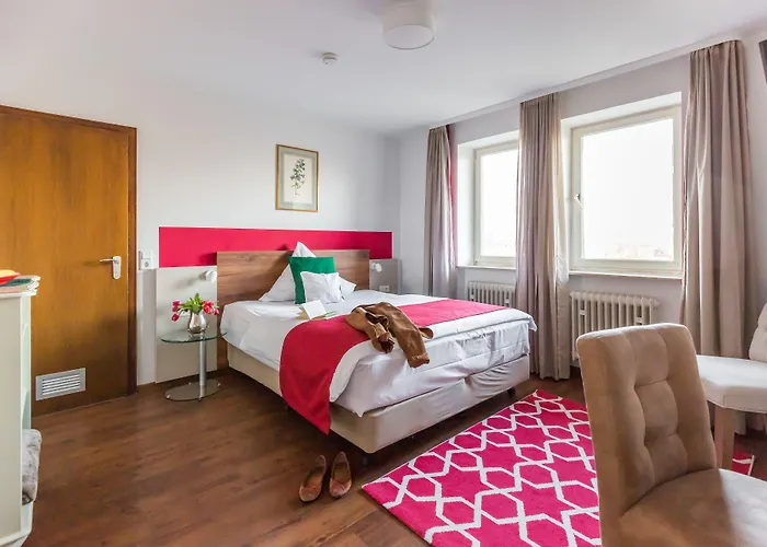 Vorderburg Szálloda 3*