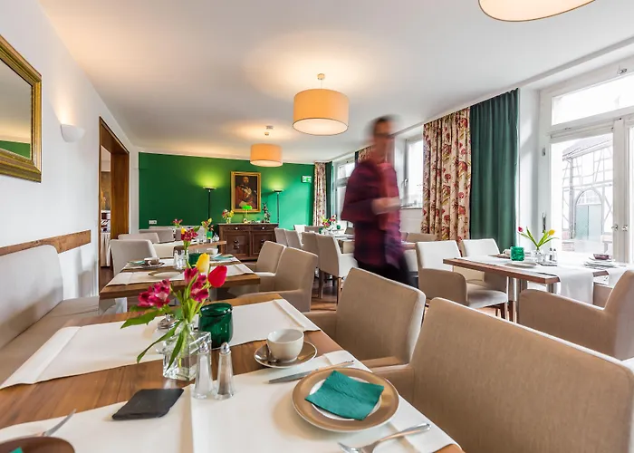 Vorderburg Szálloda 3*