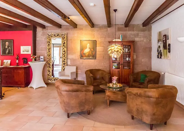 Vorderburg Szálloda 3*