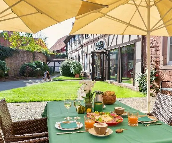 Vorderburg Szálloda 3*